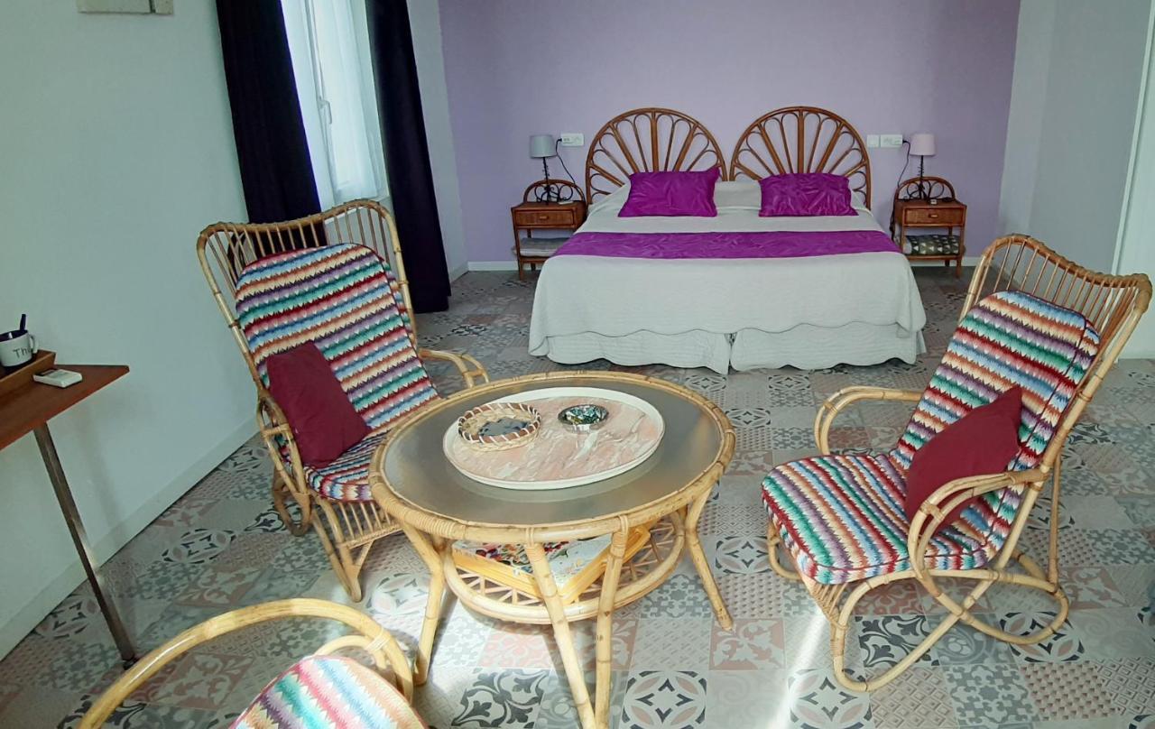Chambre D'Hotes Du Mas Julianas Сен-Лоран-де-ла-Саланк Екстер'єр фото